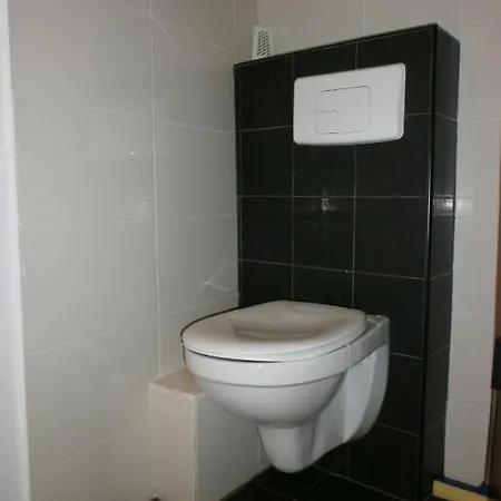 City Aparthotel 2*